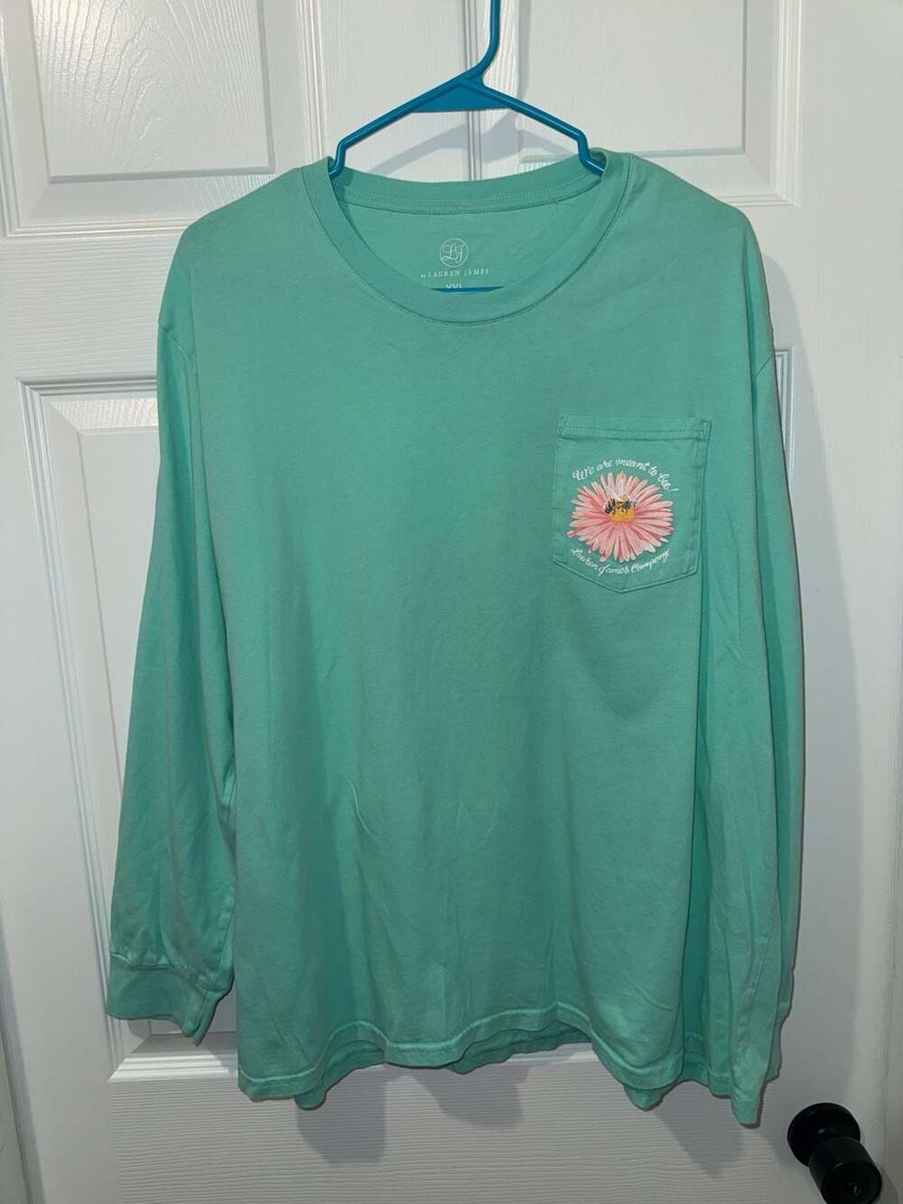 Lauren James Ladies Long Sleeve Mint Green Pocket Tee Size Large MEANT TO BEE